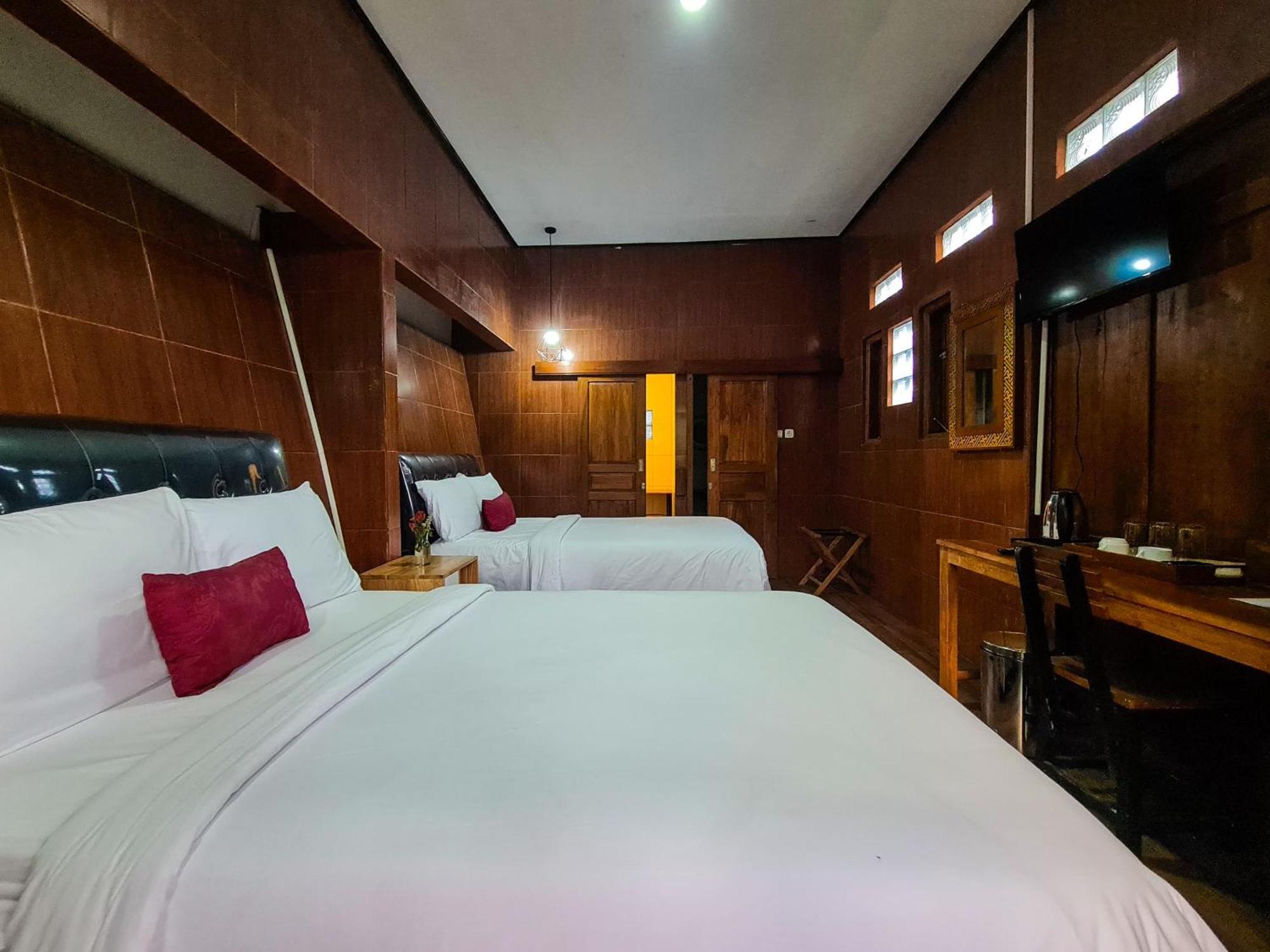 Navalia Villa Bedugul Бедуґул Екстер'єр фото