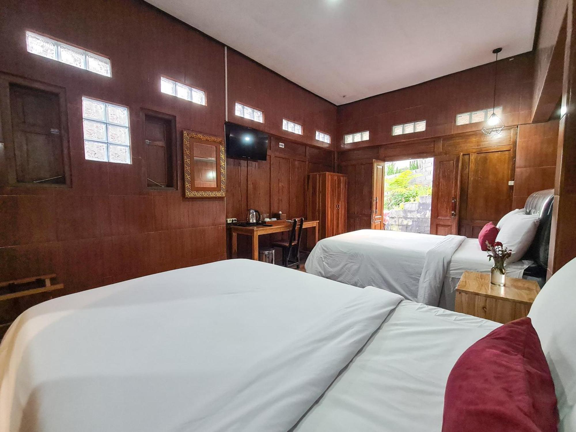 Navalia Villa Bedugul Бедуґул Екстер'єр фото